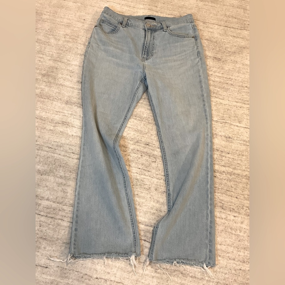 UNIQLO Women’s/ Girls Light Wash Slim , Flared , High-rise Ankle Jean